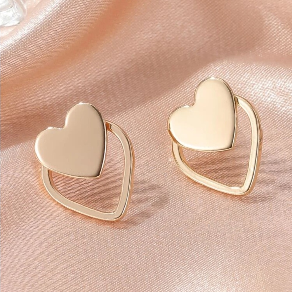 3/$30 Gold Heart Studs - Picture 2 of 4
